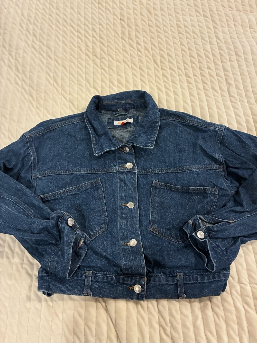 Mele E Pere Women’s Cropped Denim Jacket Size medium